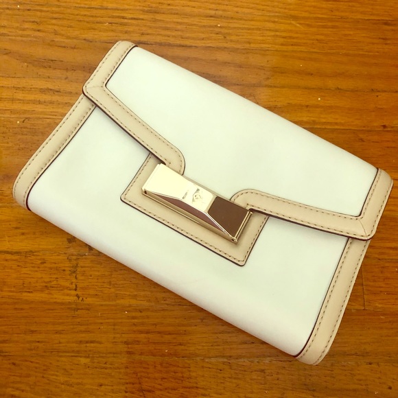Kate Spade Clutch - Picture 1 of 5